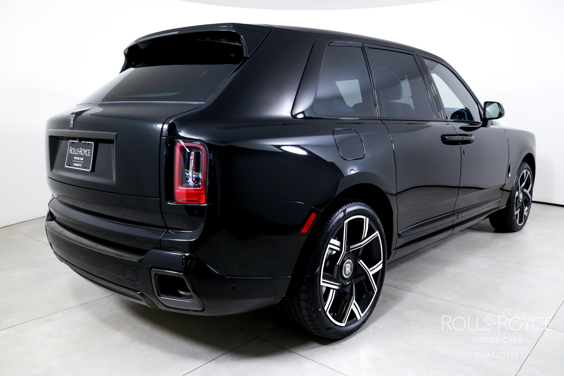 New 2027 Rolls-Royce Black Badge Cullinan  | Charlotte, NC