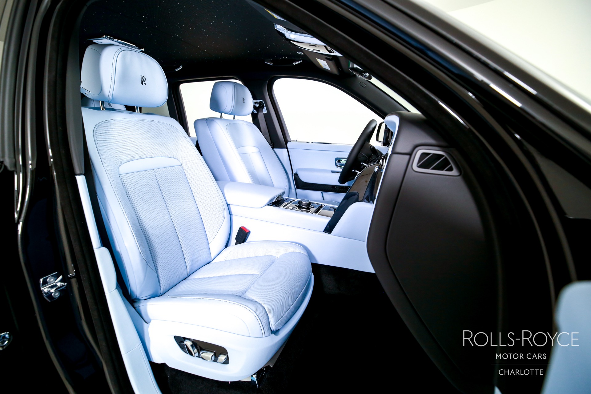 New 2027 Rolls-Royce Black Badge Cullinan  | Charlotte, NC