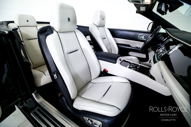 Used-2017-Rolls-Royce-Dawn