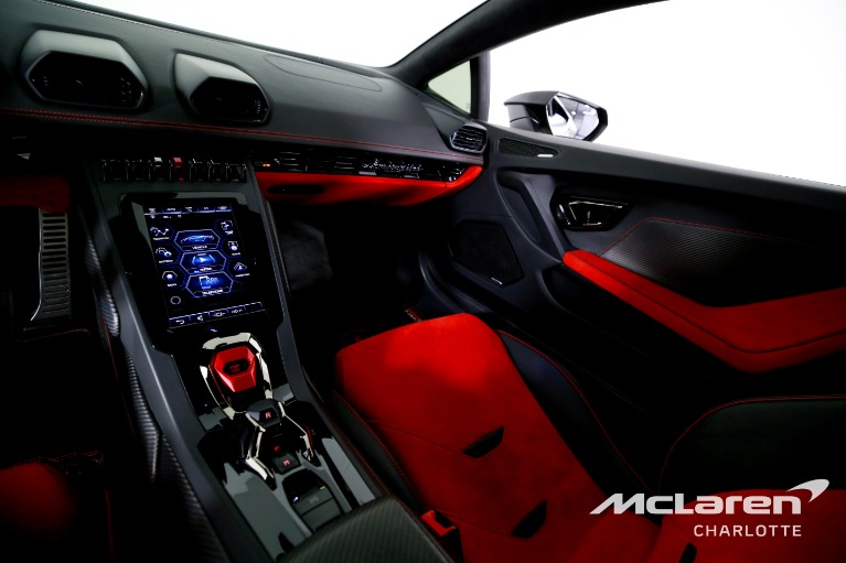 Used-2020-Lamborghini-Huracan-EVO