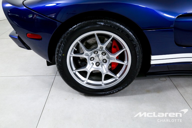 Used-2005-Ford-GT