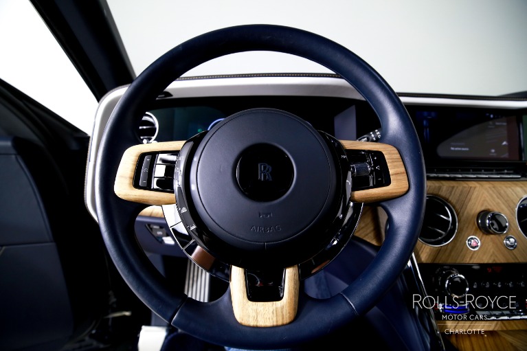 Used-2025-Rolls-Royce-Cullinan