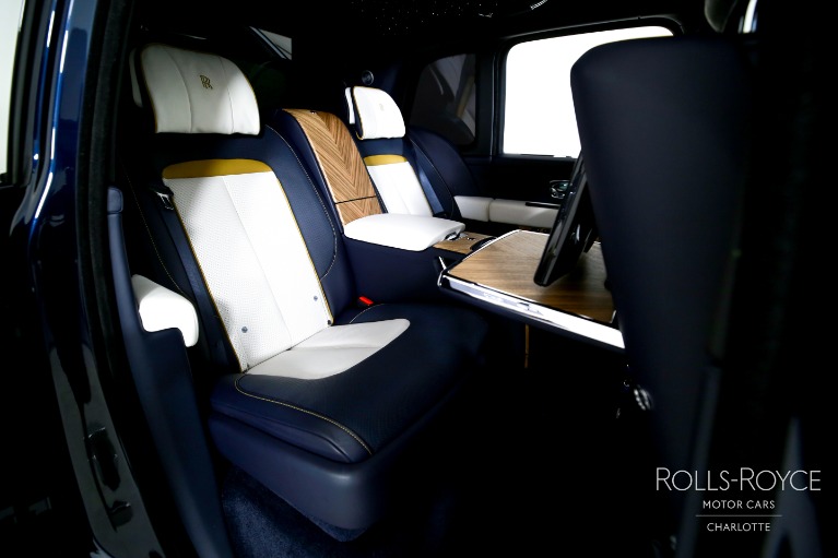 Used-2025-Rolls-Royce-Cullinan