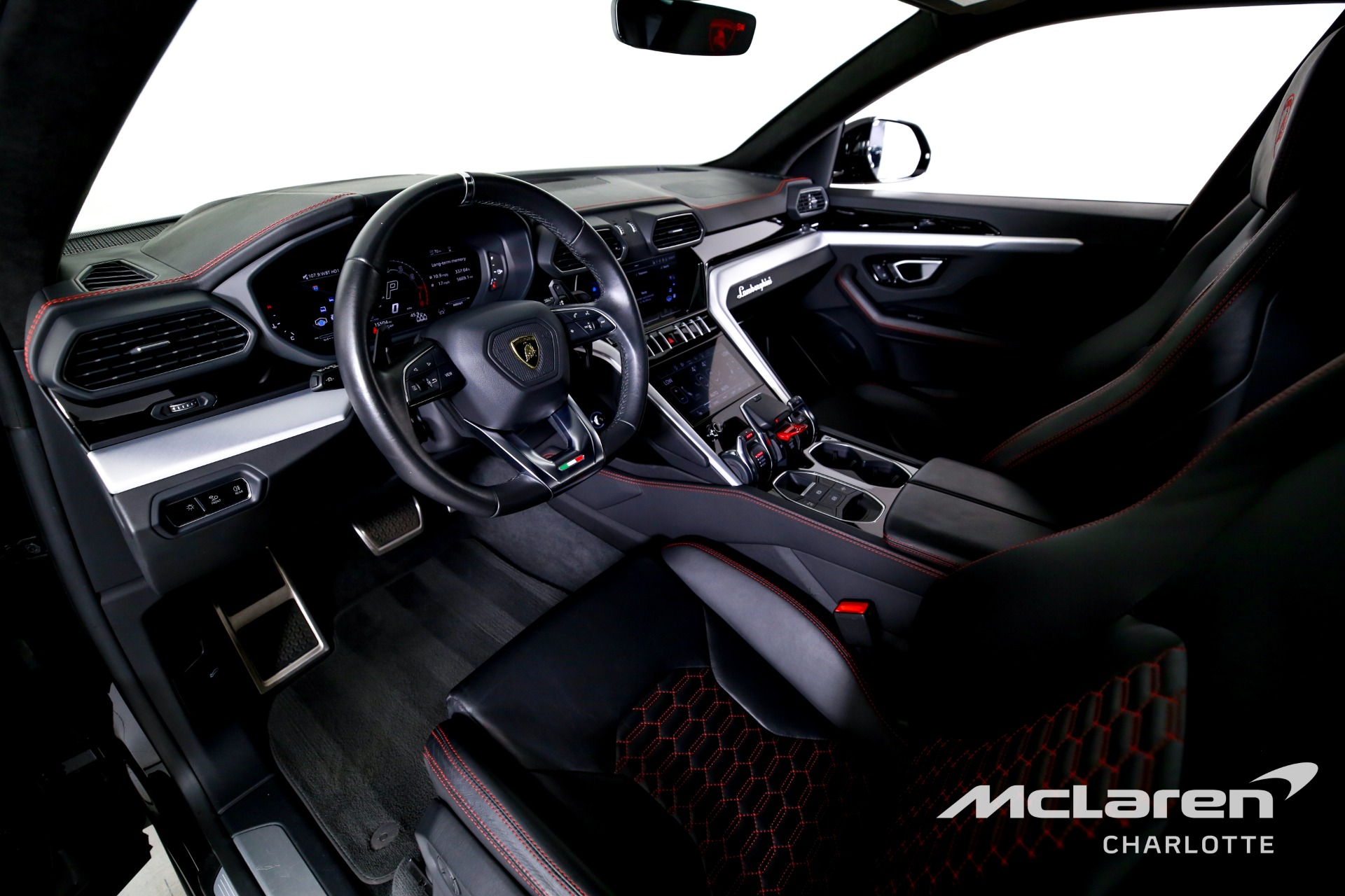 Used 2024 Lamborghini Urus S | Charlotte, NC