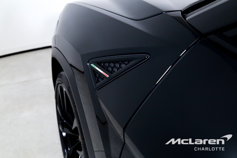 Used-2024-Lamborghini-Urus-S