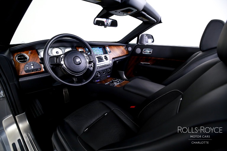 Used-2018-Rolls-Royce-Dawn