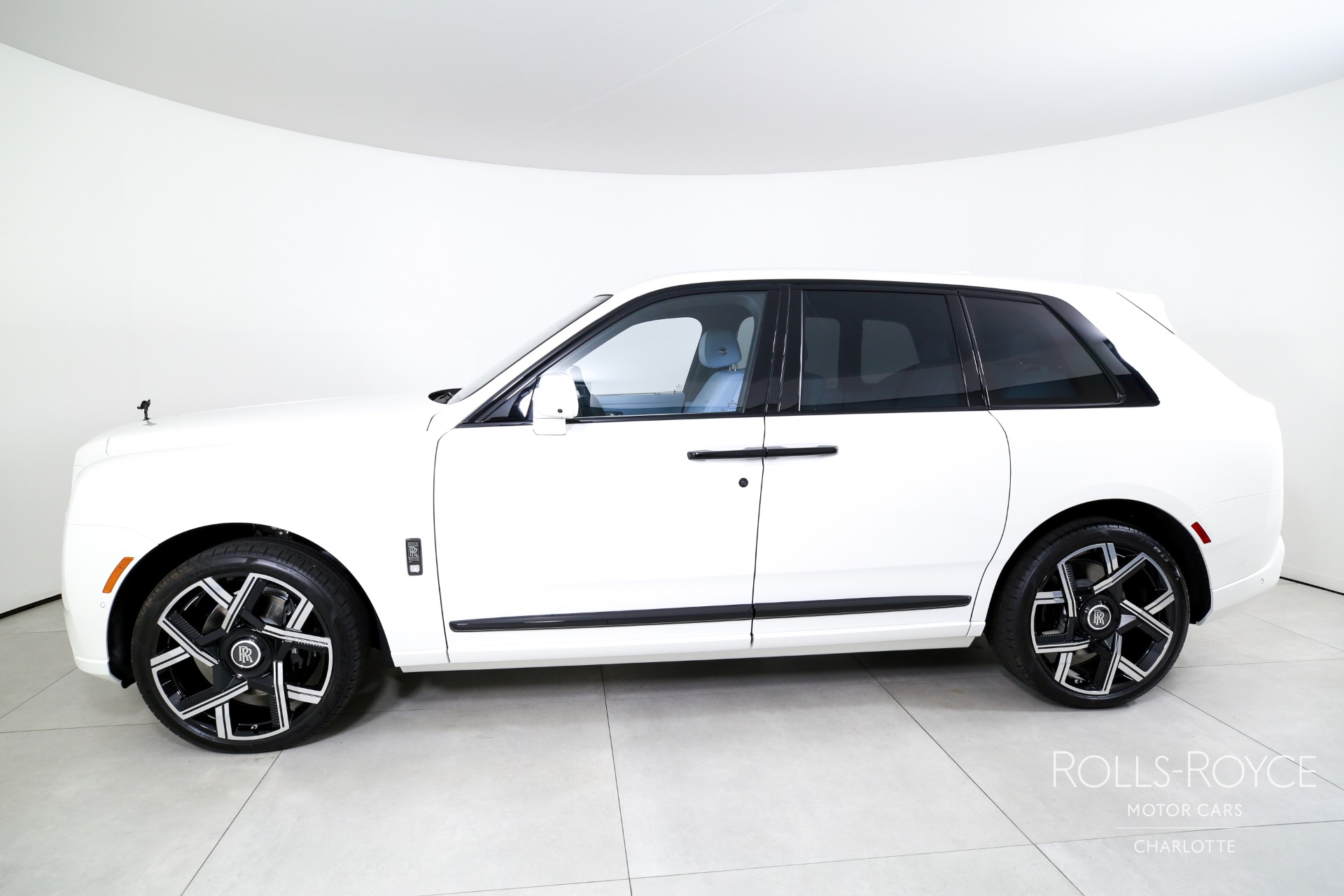 New 2027 Rolls-Royce Black Badge Cullinan  | Charlotte, NC