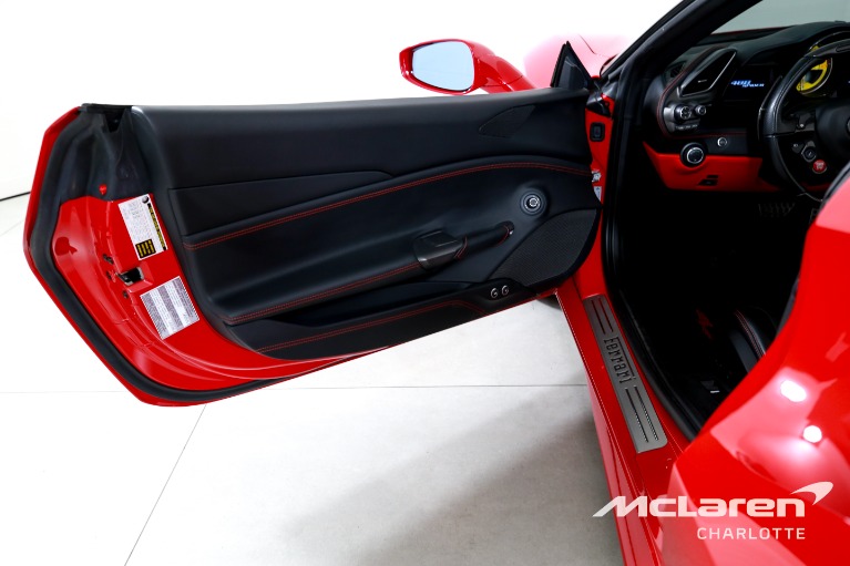 Used-2018-Ferrari-488-Spider