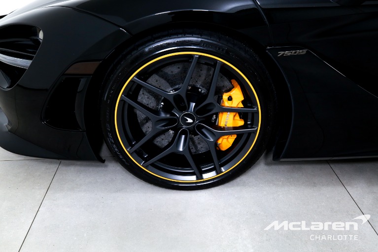 Used-2024-McLaren-750S
