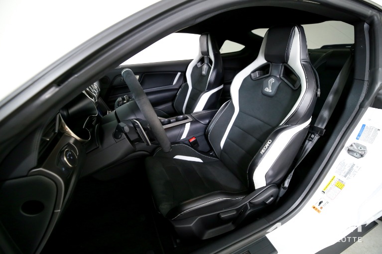 Used-2021-Ford-Mustang-Shelby-GT500