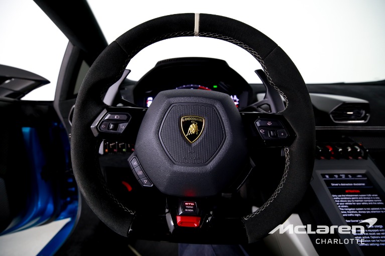 Used-2022-Lamborghini-Huracan-STO