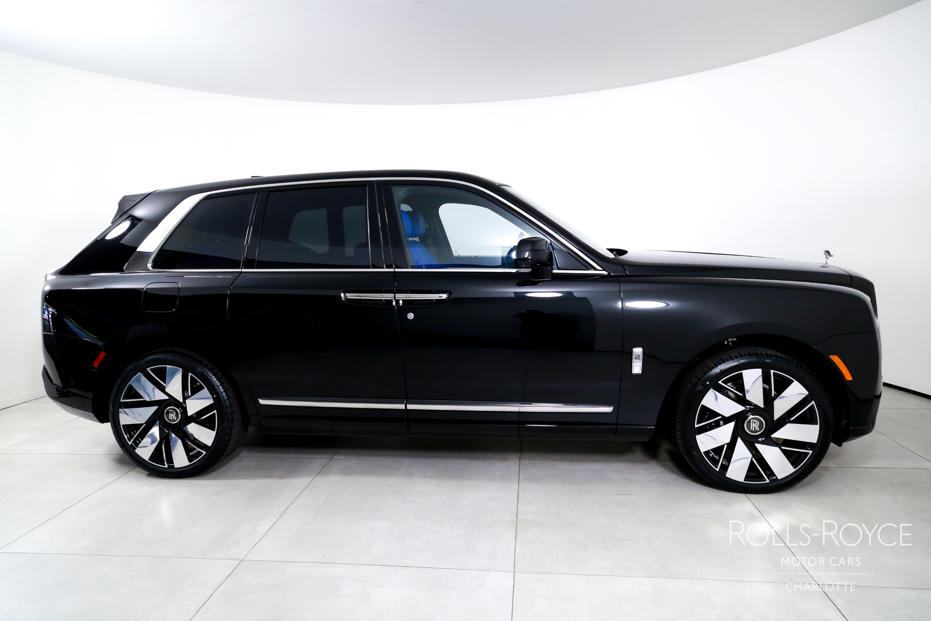 New 2027 Rolls-Royce Cullinan  | Charlotte, NC
