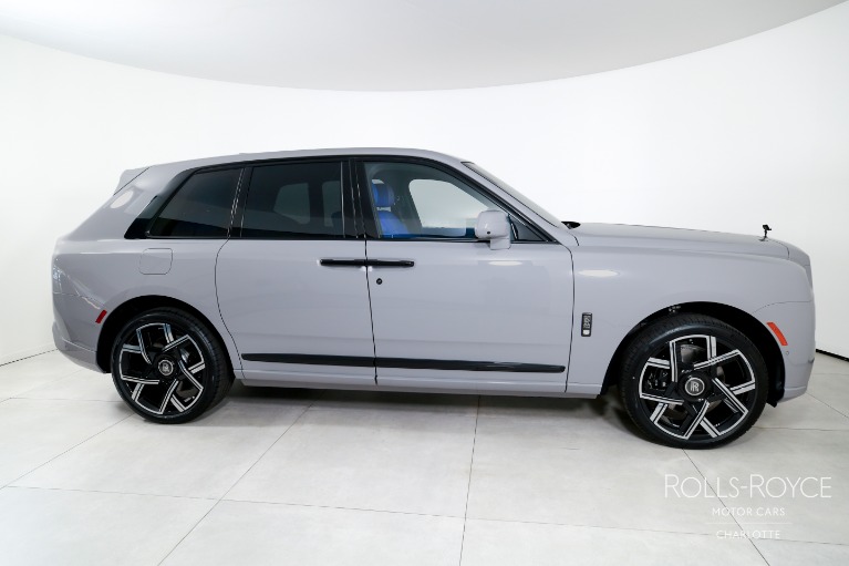New-2027-Rolls-Royce-Black-Badge-Cullinan