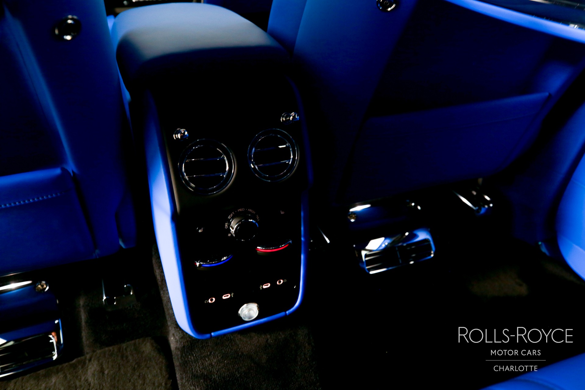 New 2027 Rolls-Royce Black Badge Cullinan  | Charlotte, NC
