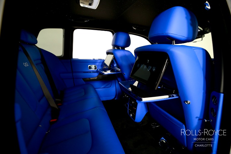 New-2027-Rolls-Royce-Black-Badge-Cullinan