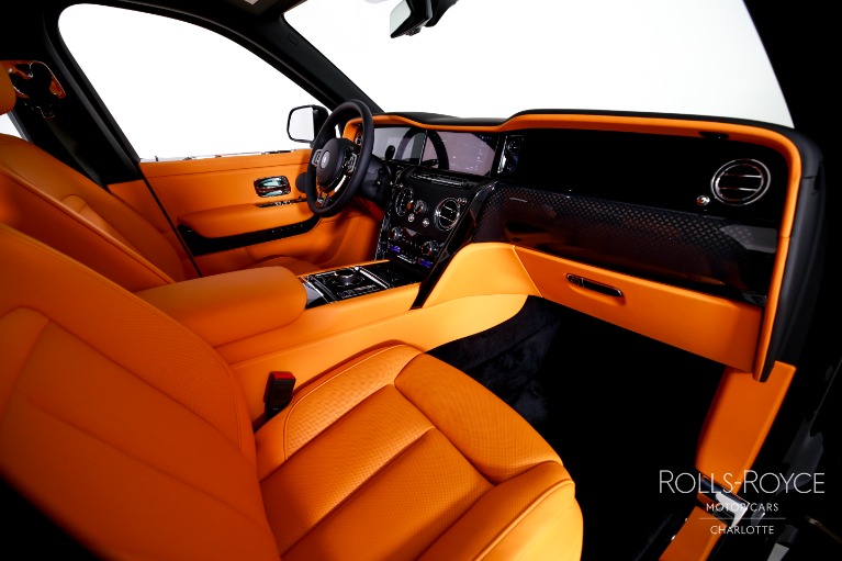 New-2027-Rolls-Royce-Black-Badge-Cullinan