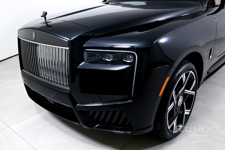 New-2027-Rolls-Royce-Black-Badge-Cullinan