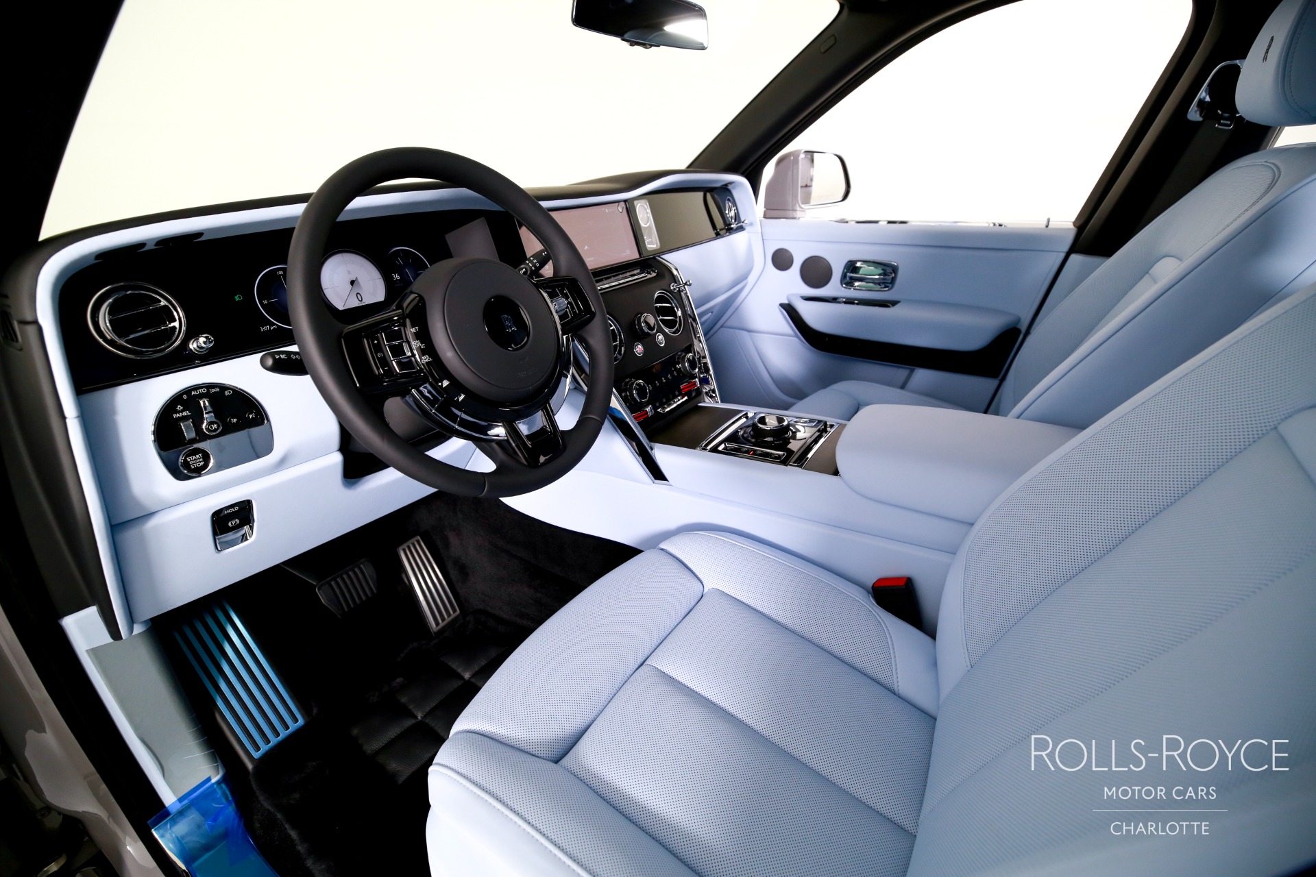 New 2027 Rolls-Royce Cullinan  | Charlotte, NC