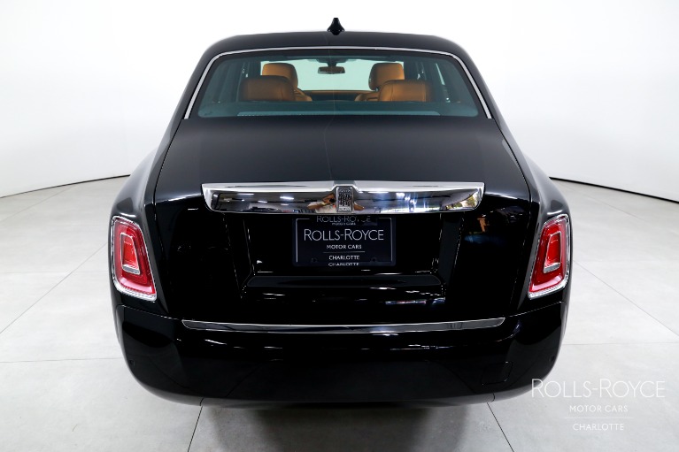 New-2027-Rolls-Royce-Phantom